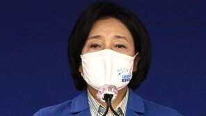 박영선·오세훈·안철수, 물고 물리는 3각 신경전