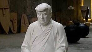 70만 원짜리 ‘트럼프 불상’, 中서 대박났다는데…이유는?