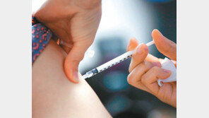 65세 이상도 아스트라 허용 유력… 이달 말 요양병원부터 접종