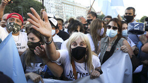 “마라도나는 살해됐다”…아르헨서 사인 규명 대규모 시위