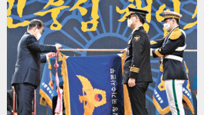 文대통령, 변창흠 ‘어정쩡한 경질’… “2·4대책 입법 마무리해야”