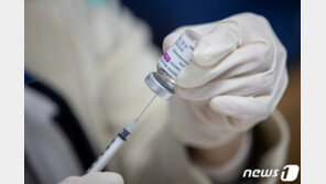 덴마크·노르웨이 이어 아일랜드도 AZ 백신 접종 중단