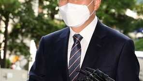 文 ‘좀스럽다’ 페북에 황교안 “사과해야 할 분이 성 내면 안 돼”