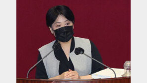 윤희숙 “촛불정신 후렴구로 ‘니편내편’…적폐 누군지 둘러보시라”