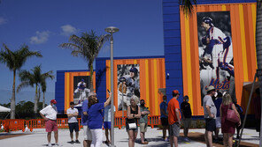 “골드만삭스, 美 올해 성장률 전망치 8%로 상향”