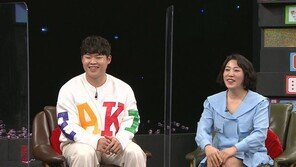 ‘비디오스타’ 김영희, 10세 연하 윤승열과 신혼생활 공개
