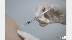 정부, 백신휴가 추진…일반인 접종 시작하는 4월 전 확정 전망