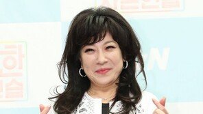 노사연 “화면보다 실물 더 예쁘단 얘기 많이 들어”