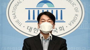 이준석 “안철수, 女상황제 있어”…장진영 “집에 상왕모셔”