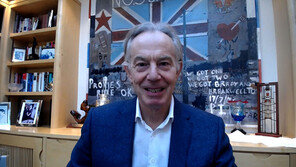 토니 블레어 “주요 민주 국가들, 中과 기술은 경쟁하되 환경·북한 문제는 협력”