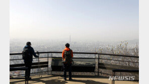 [날씨]‘불청객’ 황사, 답답한 하늘…일교차 최고 20도 이상