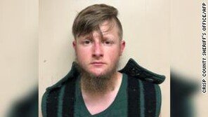 애틀랜타 총격사건 용의자는 누구? “괴짜 같고 종교에 심취”