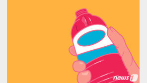 30대女 교제거절에 염산 뿌린 70대…첫 공판서 “청소용 소독약”주장