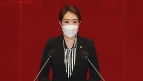 ‘피해호소인’ 논란 고민정, 박영선 캠프 대변인직 사퇴