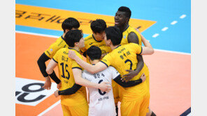 ‘케이타 42점 폭발’ KB손해보험, 삼성화재 잡고 3연패 탈출