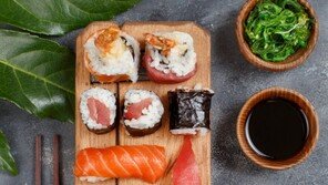 “초밥 공짜” 홍보에 150명 ‘연어’로 개명 신청…난리난 대만