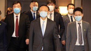 中도 놀란 ‘타이거’ 양제츠, 美에 “흑인 학살” 으르렁