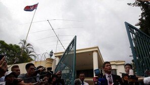 말레이 북한대사관 역사 속으로… [청계천 옆 사진관]