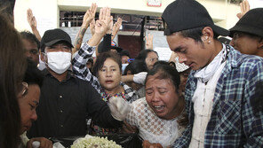미얀마 군부, 시위가담 민간인 약탈까지