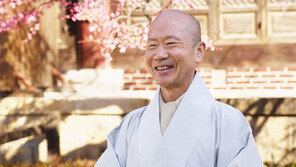 선행 스님 “입을 열기도, 닫기도 어려운 세상… 중도의 지혜 찾아야”