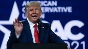 SNS서 퇴출된 트럼프, “2~3개월 내 나만의 SNS로 돌아올 것”