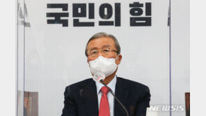 김종인 “나 때문에 단일화 지연? 유치해…오세훈, 단일후보 확실”