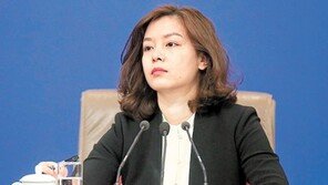 “미중회담의 유일한 스타는 中통역사” 