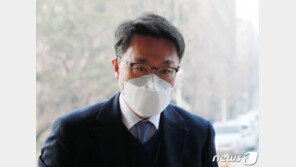 ‘김학의 사건’ 이성윤 4차 소환통보도 불응…檢 강제수사 하나