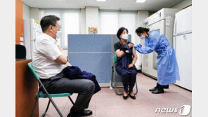 이재명 “文도 AZ백신 맞았다…가짜뉴스, 野나쁜 정치에도 K방역 굳건”