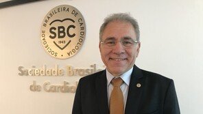 ‘코로나 혼란’ 브라질, 네 번째 보건장관 임명…의료붕괴 직전