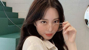 한예슬, 41살 믿기지 않는 동안미…선글라스도 찰떡 소화