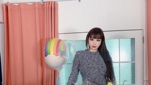 ‘생일’ 박봄, 밀착 원피스 입고 뽐낸 ‘글래머 몸매’…11kg 감량 효과