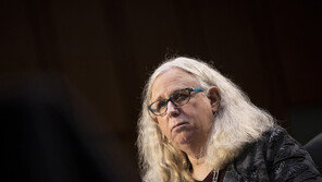 美상원, 성전환자 연방 고위공직자 첫 인준