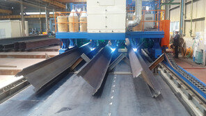 포스코, 신세계건설 시공 상업시설물에 건설용 후판 2.6만톤 공급