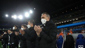 벤투 감독, 日에 0-3 완패 “변명의 여지없는 패배…내 책임”