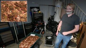 기름 묻힌 동전 9만1500개로 직원 월급 준 사장…왜?