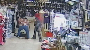 “빌어먹을 중국인” 美흑인 주먹질에 코뼈 부러진 한인 (영상)