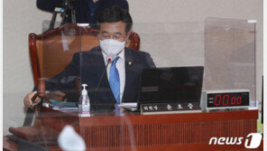 윤호중 “오세훈 쓰레기”…국민의힘 “흑색선전도 모자랐나, 역대급 막말”