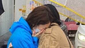 ‘고민정 눈물’에 野 “최악 감성팔이…악어의 눈물”