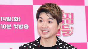 박수홍 ‘100억 재산 피해설’에 형·형수 횡령 고백…동료·팬들 “이겨내길”