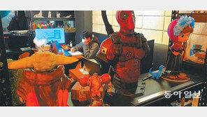 영화 속 캐릭터 제작 ‘공구카페’