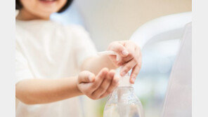 “시럽인 줄 알고 커피에”…손소독제 관련 사고 ‘급증’