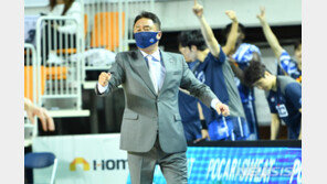 역경 딛고 다시 정상에 선 ‘우승 청부사’ 전창진 감독