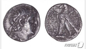 예루살렘 성벽 보수중 성경속 희귀 쉐켈 은화 나와