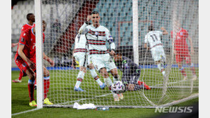 ‘호날두 A매치 103호골’ 포르투갈, 룩셈부르크 3-1 제압