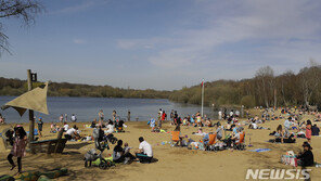 英 통계청 “영국 인구 절반, 코로나19 항체 보유”