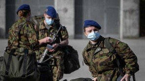 스위스, 여군들에 여성용 속옷 착용 첫 허용