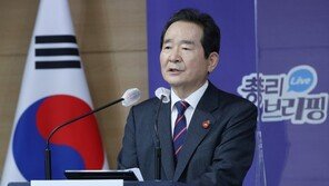정총리 “AZ 백신 43만회분 3일 도착…6월까지 1200만명 목표”