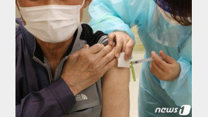 ‘한번 맞는’ 얀센 백신, 중앙약심서도 ‘허가 승인’ 권고