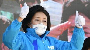 朴, 청년 대중교통 할인 공약…윤희숙 “원칙도, 맥락도 없어”